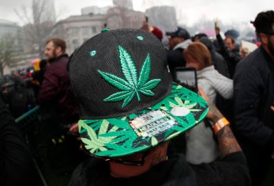Stuck at home, marijuana consumers prepare to celebrate 4/20 virtually - The Boston Globe